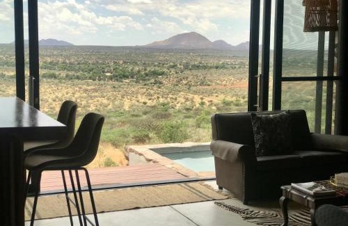 Windhoek Rural Villa | LEOPARD'S VIEW MOUNTAIN VILLA @ Steinheim Game Farm & Camping