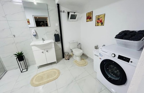 Drama Apartment | Leos Dream Apartment