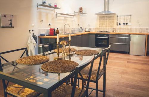 Eymet House | Les 3 C