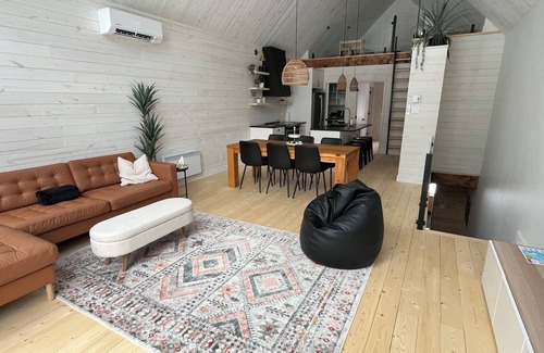 L'Anse-Saint-Jean Ski Chalet | Les 3 versants - Scandinavian chalet, new construction at Mont-Édouard
