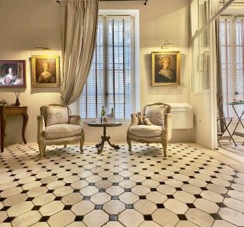 Avignon City Centre Apartment | LES ANGES DELUXE AVIGNON - Exclusive Romantic Home - Private Luxury Tours
