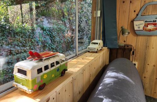 Saint-Andiol Cabin | Les Animaux et Marino