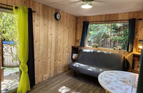 Saint-Andiol Cabin | Les Animaux et Marino