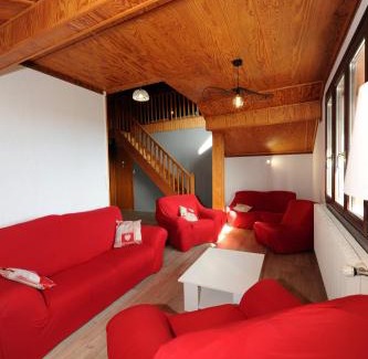 Maiche House | Les Balcons du Chasseral, Maîche, gîte 15 couchages