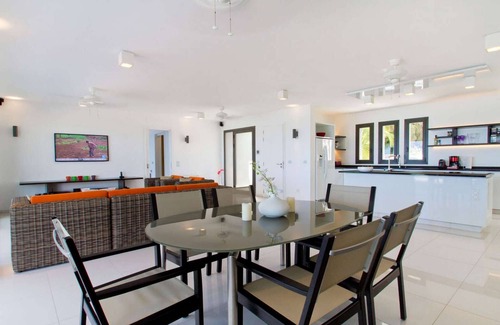 Anse de Lorient Villa | Les Basses Luxury villa