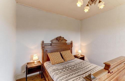 Arconsat House | Les Bois Noirs - appt vue montagne