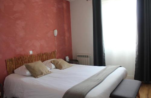 Plelan-le-Grand Hotel | Les Bruyeres