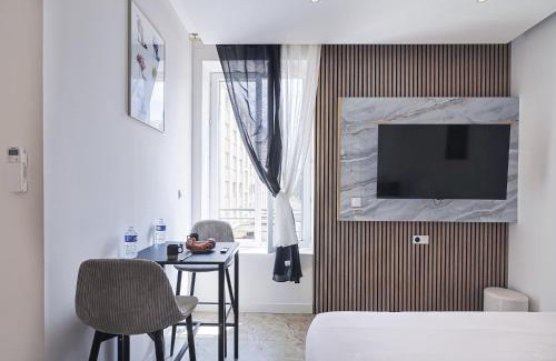 Villette Gare Apartment | LES BULLES DE MONA - Lila - Spa - Clim