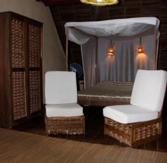 Hell-Ville Hotel | Les bungalows d'Ambonara