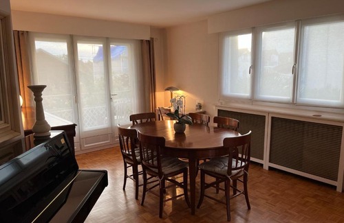 Noisy-le-Grand Apartment | Les Cerisiers