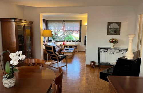 Noisy-le-Grand Apartment | Les Cerisiers