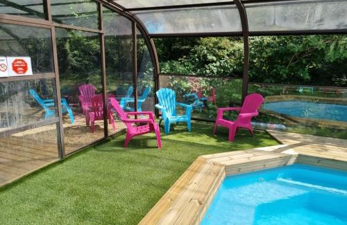 Saumur Apartment | Les Chalets de SAUMUR, Piscine & Parc boisé, 100m du CadreNoir