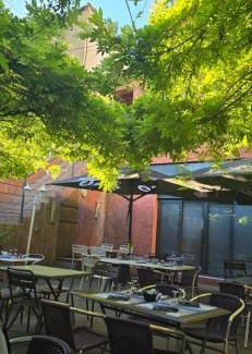 Saint-Marcel-d'Aredeche Bed & Breakfast | Les chambres du mambo