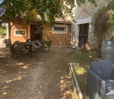 Anglars-Juillac Bed & Breakfast | Les chambres de la P’tite vallée