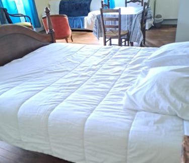 Allassac Bed & Breakfast | Les Chambres du Cheval Blanc