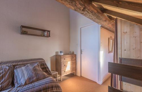 Saint-Leger-les-Melezes Apartment | Les Chardons - Apt duplex vue montagne