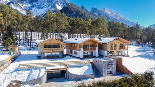 Mareo Apartment | Les Ciases Chalets Dolomites Apt 6