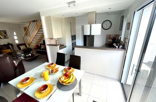 Les Sables d'Olonne House | Les Colibris Maison familiale quartier Gare