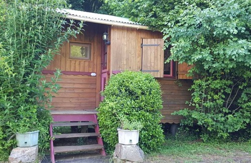 Saint-Julien-d'Arpaon House | Les Copains à Bord - Roulotte Aven Armand