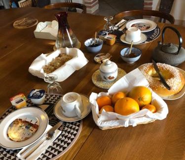 Montauban House | Les Dames Noires