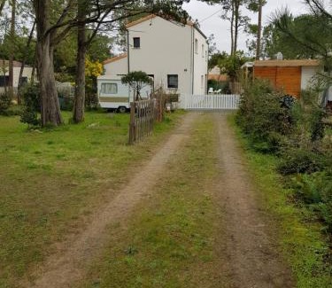 La Tranche-sur-Mer Villa | LES EMBRUNS
