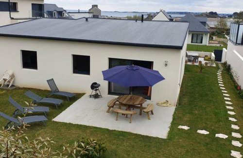 Saint-Pol-de-Leon House | LES EMBRUNS JARDIN