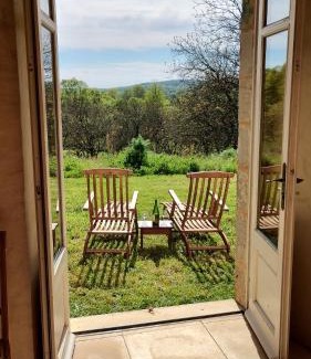 Sainte-Eulalie-d'Ans Bed & Breakfast | Les Fleurs d'Ans