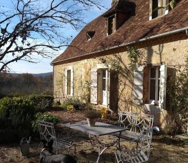 Sainte-Eulalie-d'Ans Bed & Breakfast | Les Fleurs d'Ans