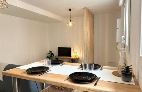 Mont-de-Marsan Apartment | Les Forgerons - Chaleureux - Central