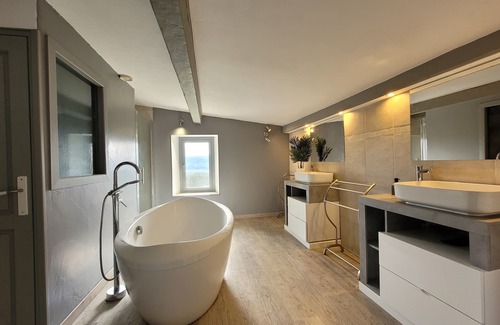 Peyruis Bed & Breakfast | Les Grandes Mollières