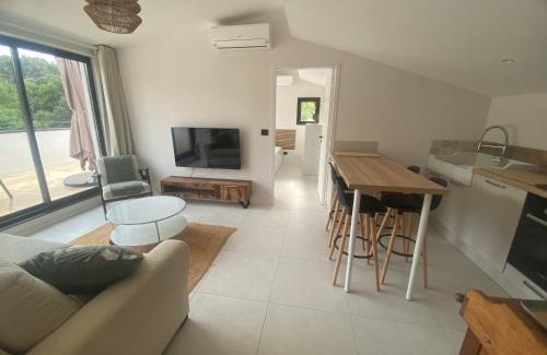 Vaison-la-Romaine Apartment | Les hauts de Vaison