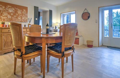 Saint-Cernin-de-Labarde Apartment | Les Hirondelles