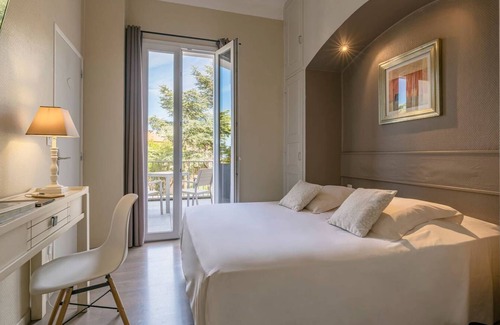 Port-Vendres Hotel | Les Jardins du Cèdre