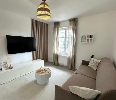 Bagneux Apartment | Les Lotus - Joli F2 rénové