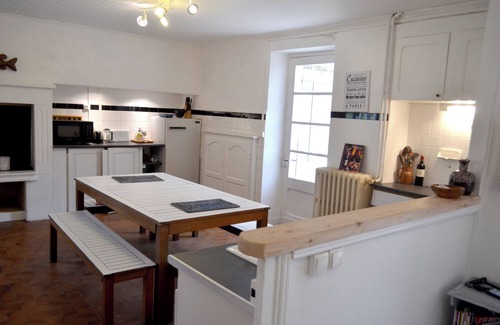 Soulaures House | Les lucioles en Périgord: charm, calm, nature and freshness. in the forest