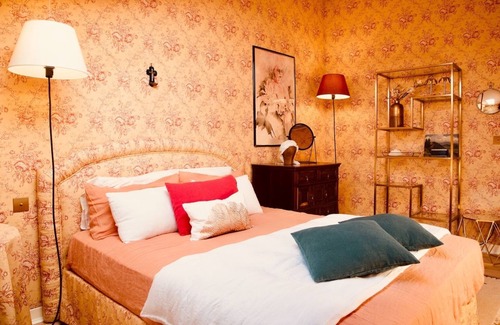 Saint-Paul-d'Espis House | Les matins Rubis, Secret Garden Suite, charming guest room reference