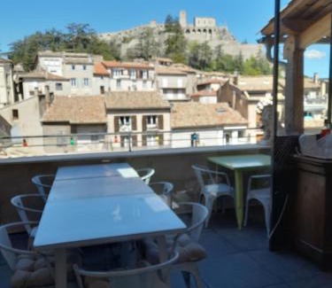 Sisteron Bed & Breakfast | Les MIRABELLES chambres d'hôtes