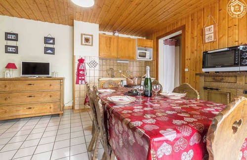 La Giettaz House | LES NIVEROLLES-LE CHARDONNERET