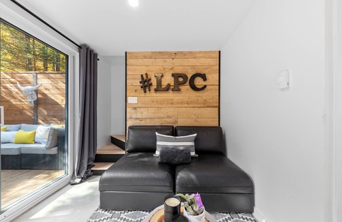 Val-des-Lacs Ski Chalet | ★ Les Petits Chalets ★Mini-Chalet #2★ Tremblant ★ Spa ★ ChiensOK