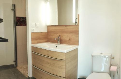 Clermont-l'Herault Apartment | les Pins du lac