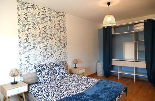 Saujon House | Les Roses Trémières - A 1km de la gare garage