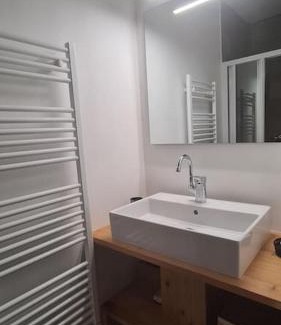 Monetier-les-Bains Apartment | Les Suites du Monetier, alliant le charme et l'authenticité d'un chalet de prestige au cœur du village