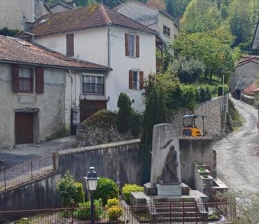 Mauleon-Barousse Apartment | Les Suites de Mauléon