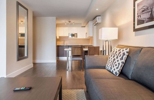 Hull Hotel | Les Suites Victoria, an Ascend Collection Hotel