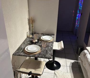 Carquefou Apartment | Les temps Heureux