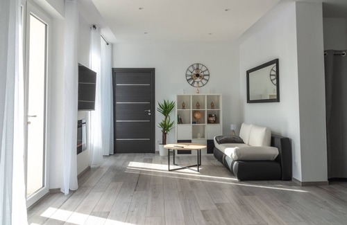 Valfleury Apartment | Les Terrasses de Valfleury - Apartment with jacuzzi