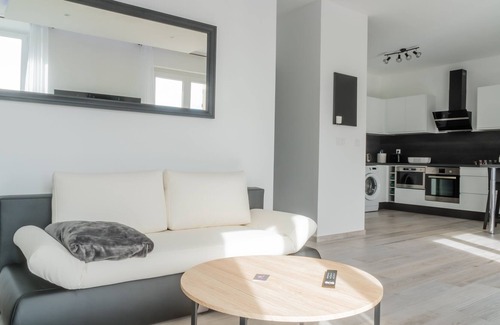 Valfleury Apartment | Les Terrasses de Valfleury - Apartment with jacuzzi