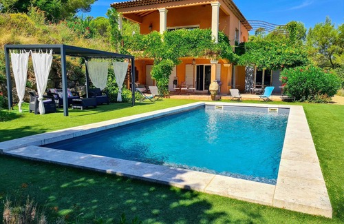 La Destrousse Villa | Les Terrasses du Garlaban
