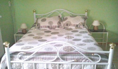 Feugarolles Bed & Breakfast | les tilleuls de la voie verte