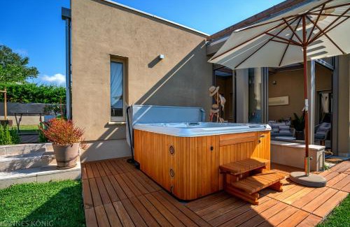 Forcalquier Bed & Breakfast | Les Trois Oliviers